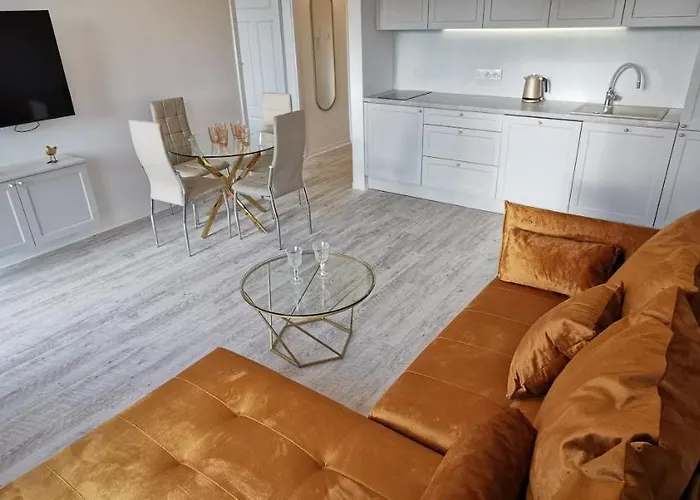 Flou Premium Z Parkingiem, Plaza 700m