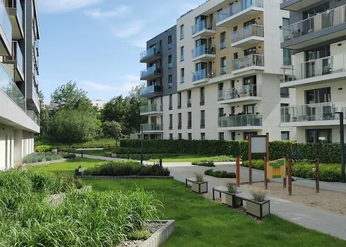 Flou Premium Z Parkingiem, Plaza 700m